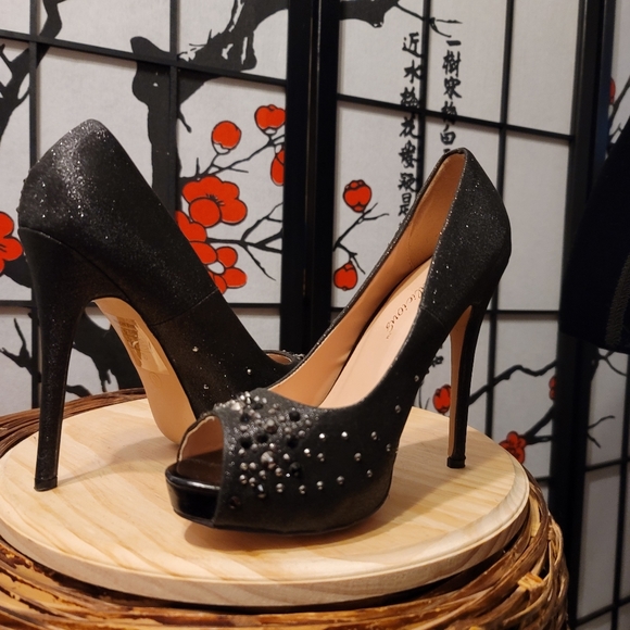 HEIRESS FABULICIOUS BY PLEASER STUNNING GREY SATIN JEWELED HEELS/SIZE 6 - Picture 6 of 15